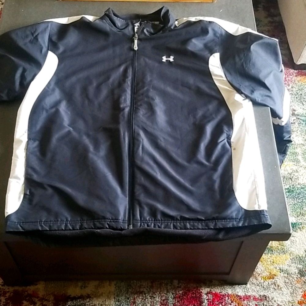 Like New: Lightweight Under Armour Jacket - Picture 2 of 5